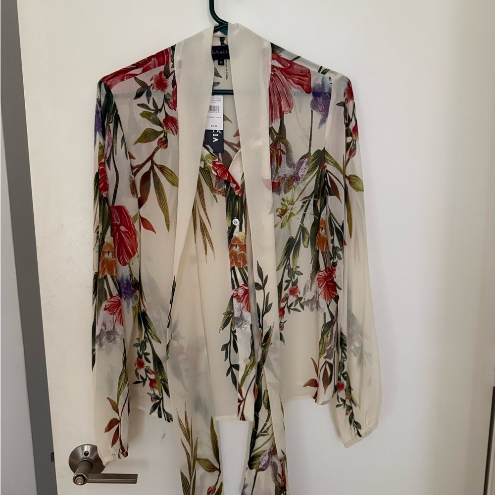 Gracia Multicolor Floral Women's Blouse - Picture 8 of 8